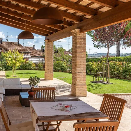 Bb Da La Mi Ma, Bed & Breakfast Gradara