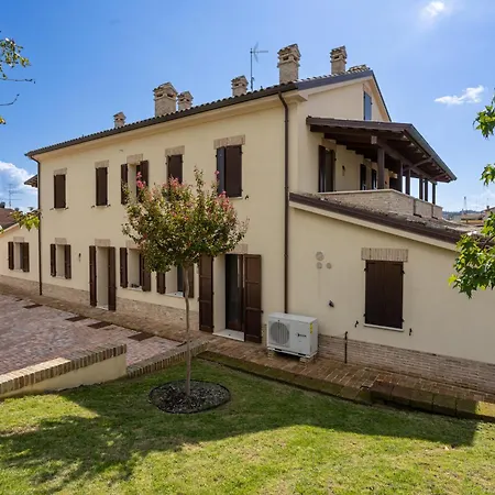 Bed & Breakfast Bb Da La Mi Ma, Gradara